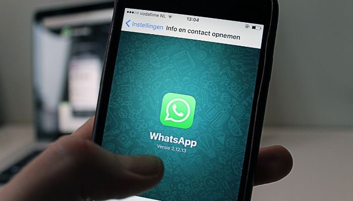 How to Watch someone’s WhatsApp without letting them know?